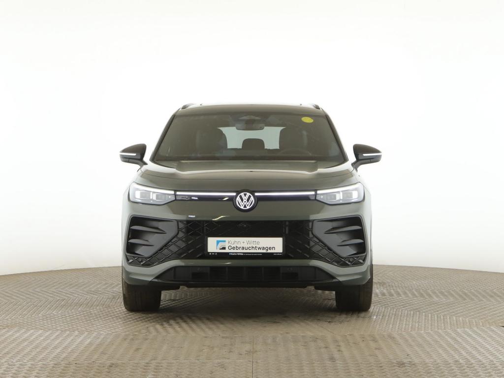 Volkswagen Tayron 2025 г. Зелёный, пробег 22111 км