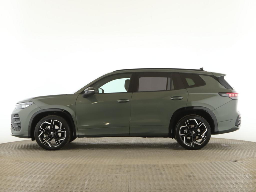 Volkswagen Tayron 2025 г. Зелёный, пробег 22111 км