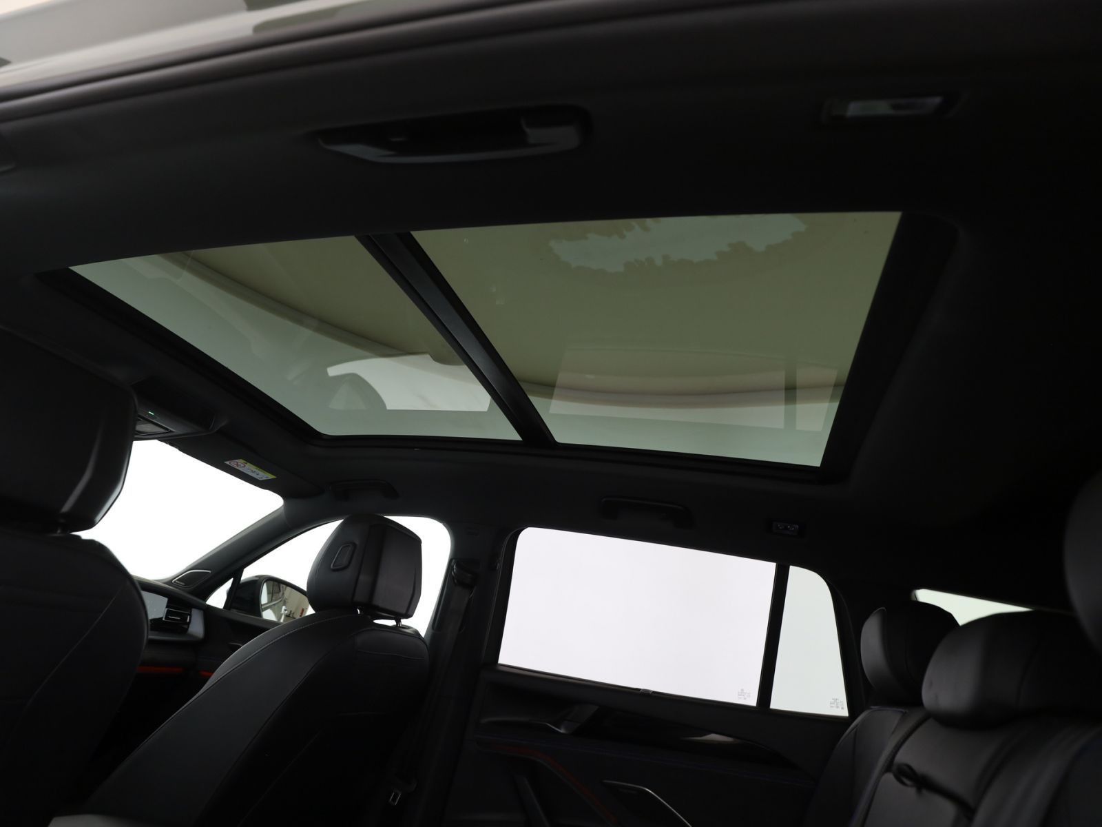 Volkswagen Tayron 2025 г. Зелёный, пробег 22111 км