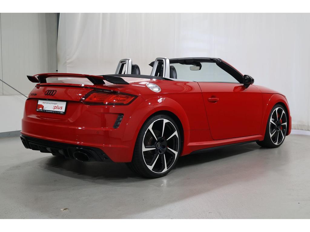 Audi TT RS 2022 г. Красный, пробег 22534 км