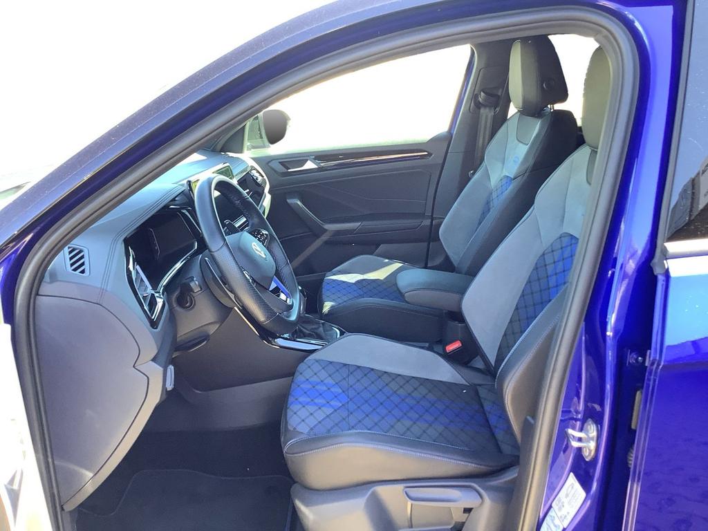 Volkswagen T-Roc 2022 г. Синий, пробег 39222 км