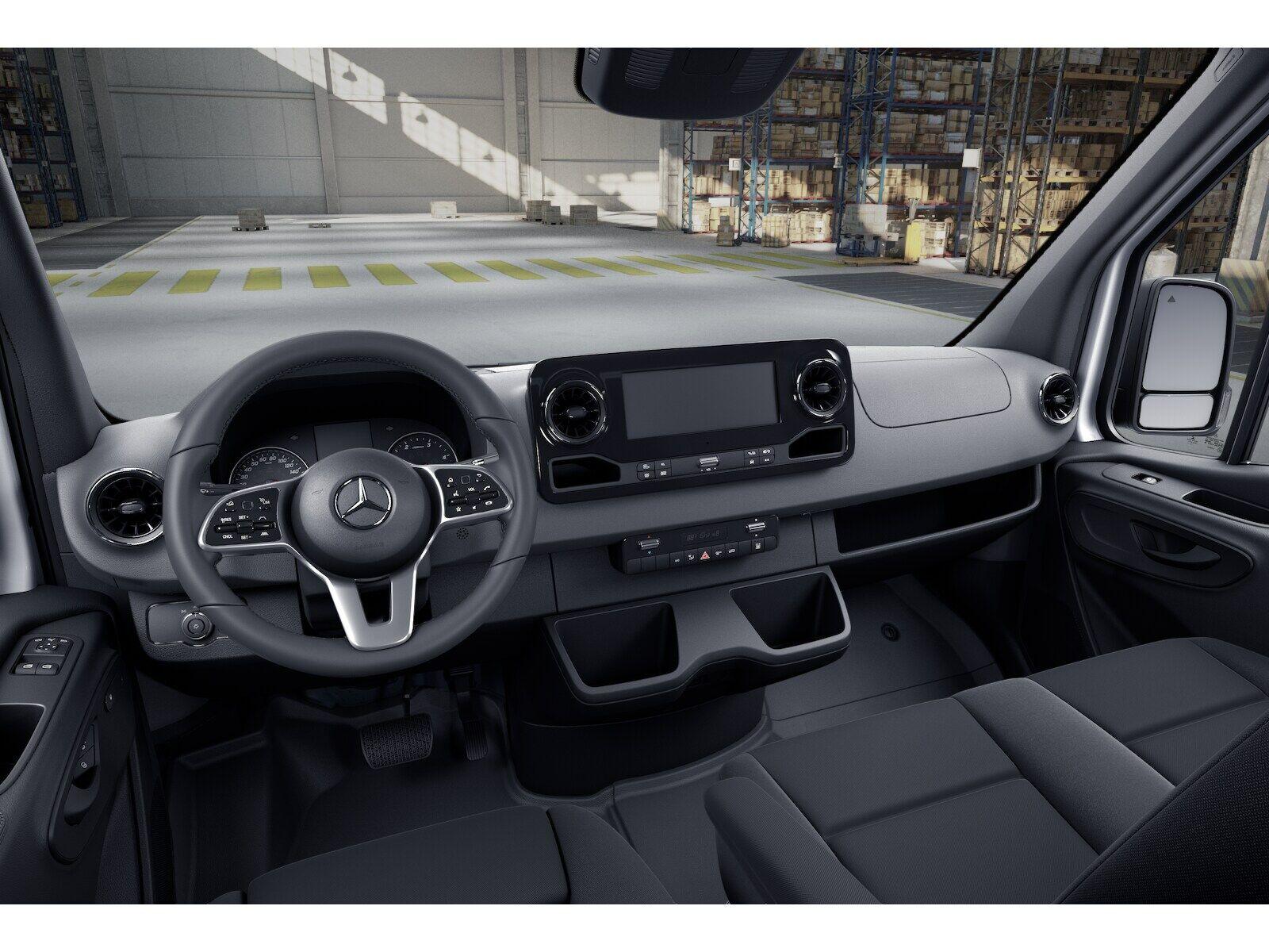 Mercedes-Benz SPRINTER 2024 г. Белый, пробег 45972 км