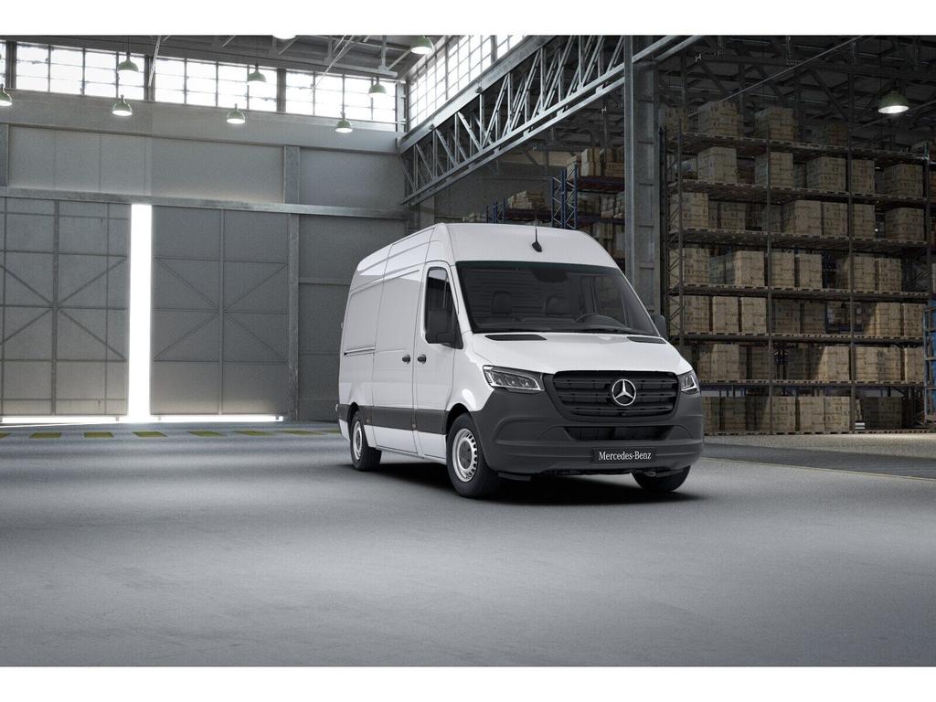 Mercedes-Benz SPRINTER 2024 г. Белый, пробег 45972 км