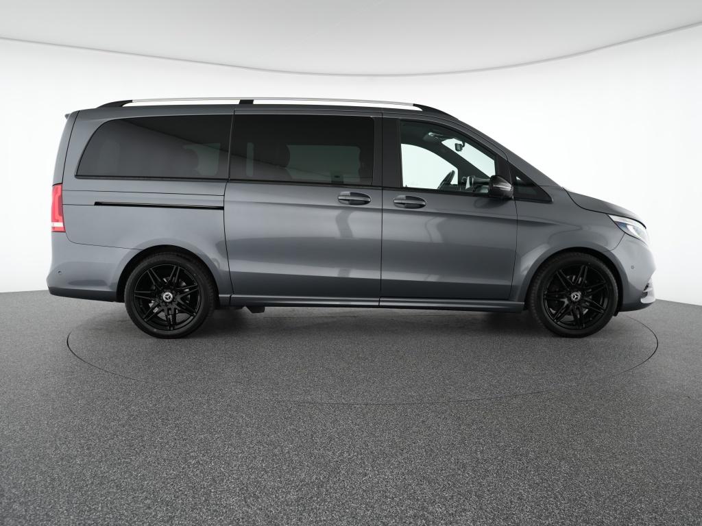Mercedes-Benz V 250 2022 г. Серый, пробег 39995 км