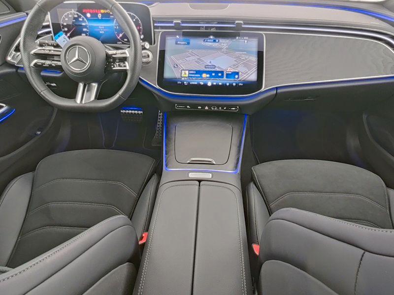 Mercedes-Benz E 220 2025 г. Белый, пробег 8823 км