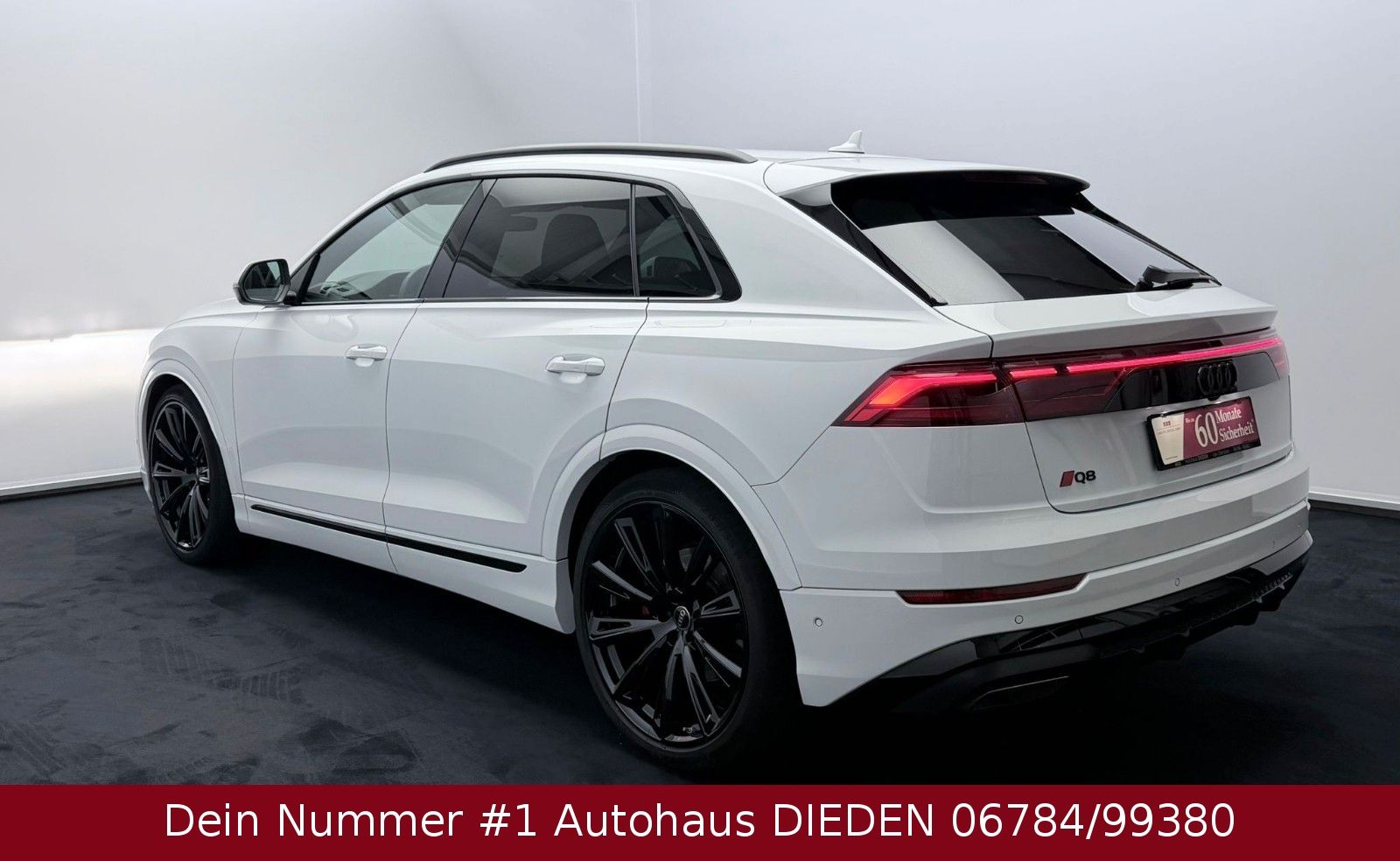 Audi Q8 2024 г. Белый, пробег 33746 км