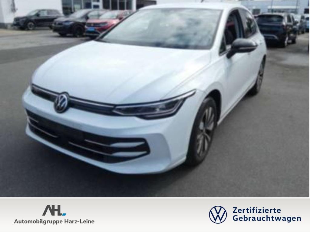 Volkswagen Golf 2024 г. Белый, пробег 50500 км