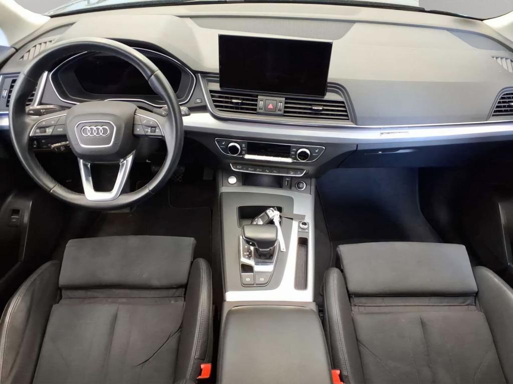 Audi Q5 2023 г. Чёрный, пробег 45804 км