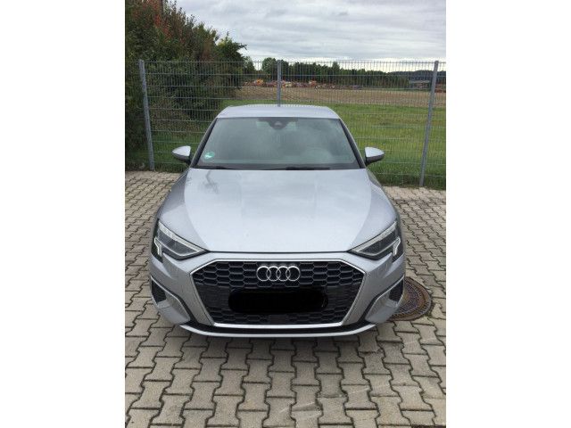 Audi A3 2022 г. Серебристый, пробег 44494 км