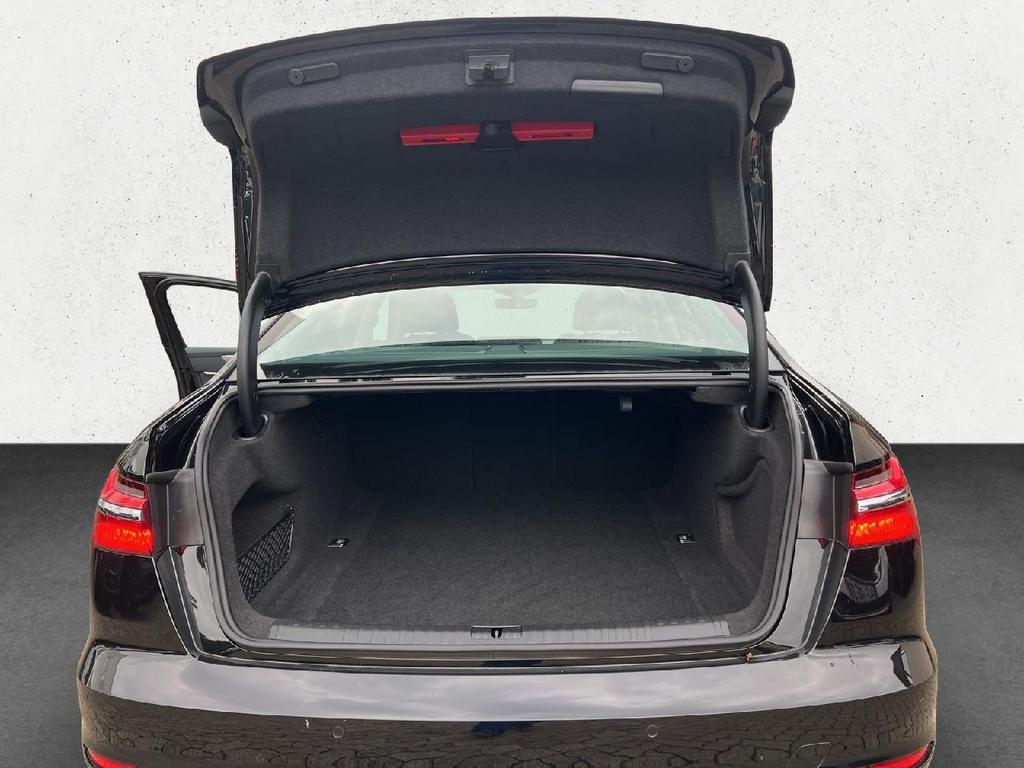 Audi A6 2022 г. Чёрный, пробег 35014 км