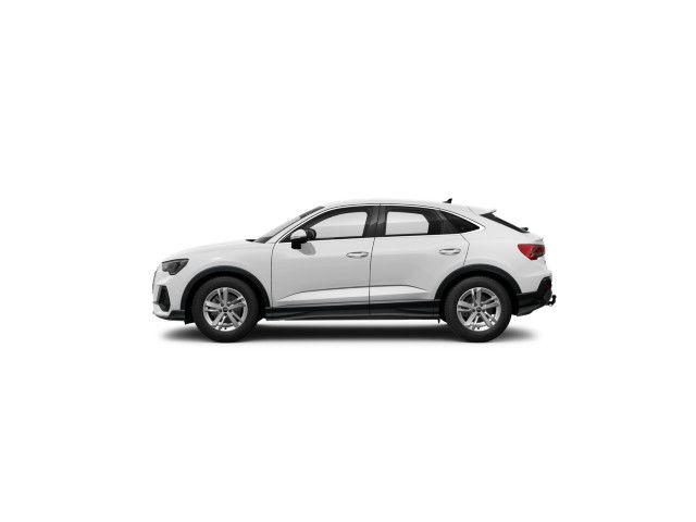 Audi Q3 2024 г. Белый, пробег 40359 км