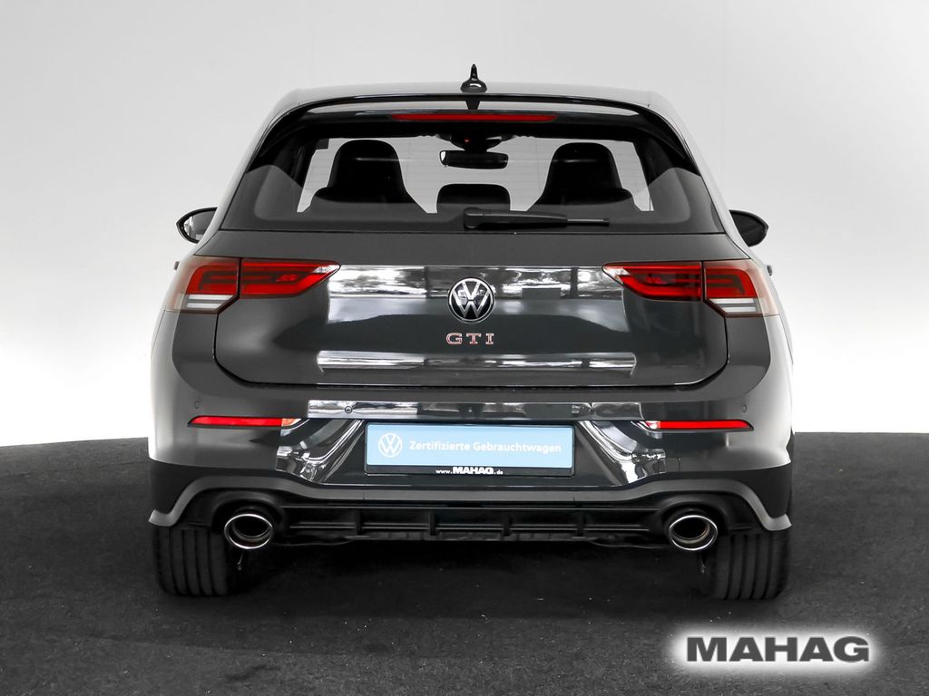 Volkswagen Golf 2024 г. Серый, пробег 17138 км
