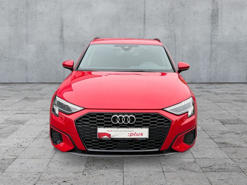 Audi A3 2023 г. Красный, пробег 32822 км