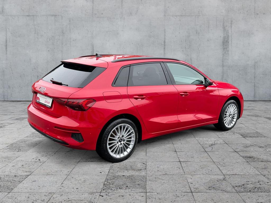 Audi A3 2023 г. Красный, пробег 32822 км