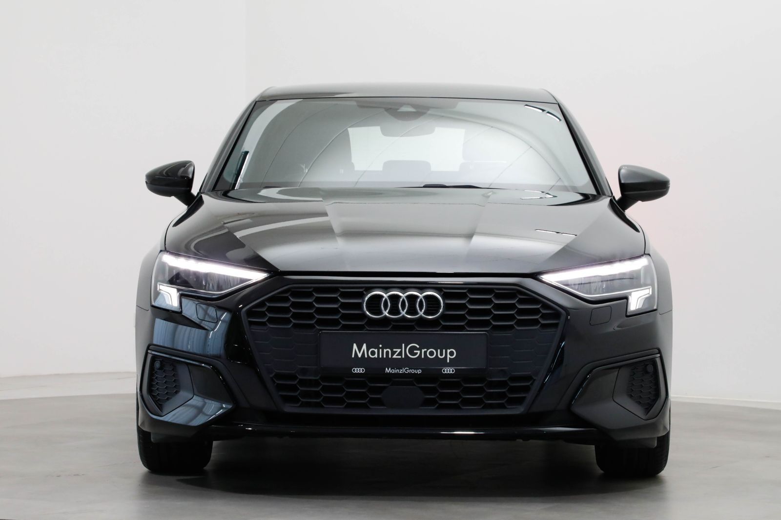 Audi A3 2023 г. Чёрный, пробег 41330 км