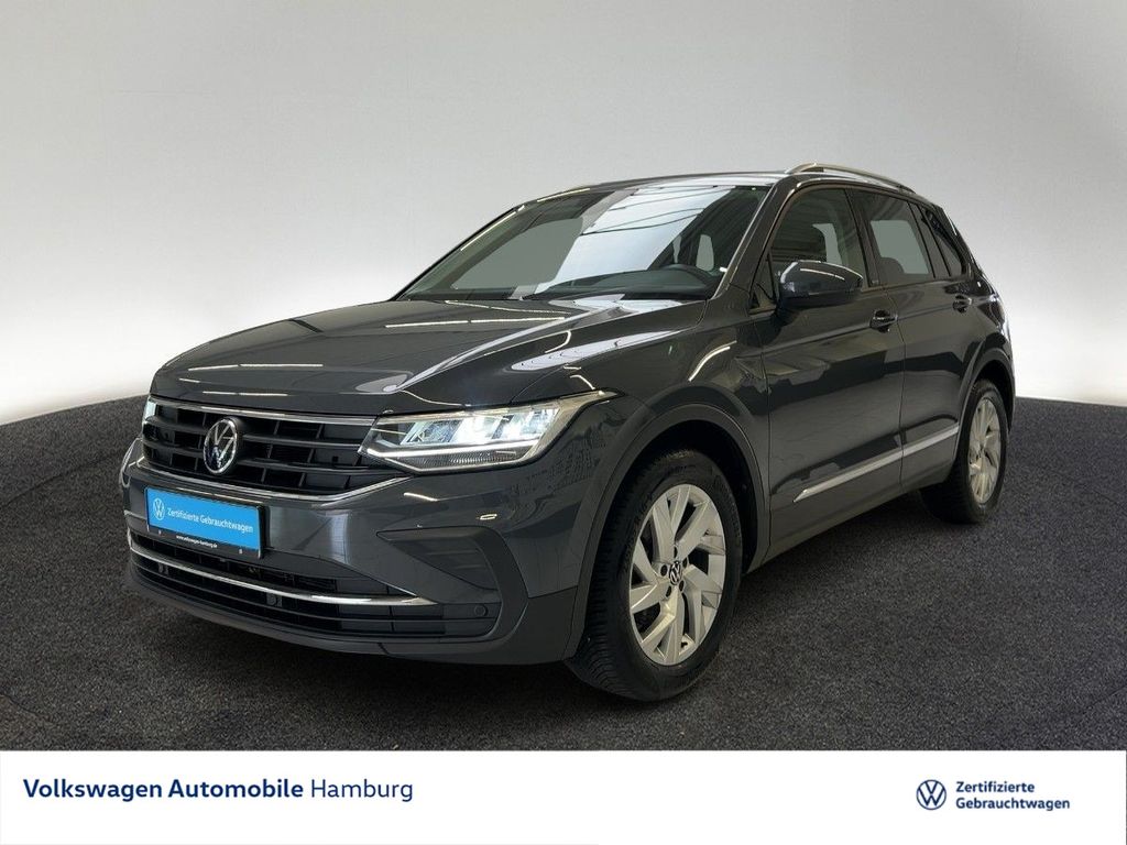 Volkswagen Tiguan 2022 г. Серый, пробег 45271 км