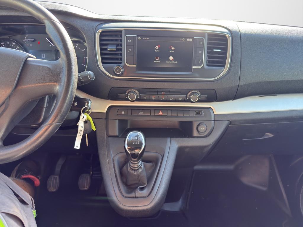 Opel Vivaro 2021 г. Белый, пробег 51500 км