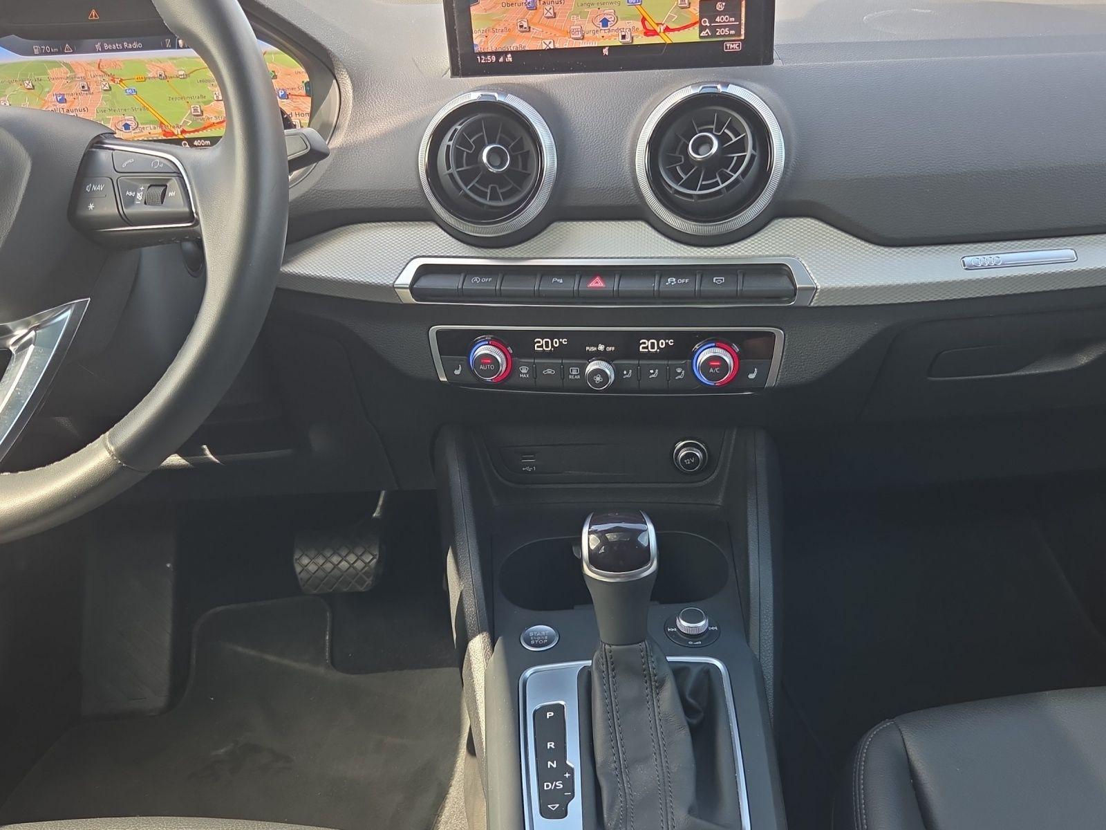 Audi Q2 2023 г. Белый, пробег 50260 км