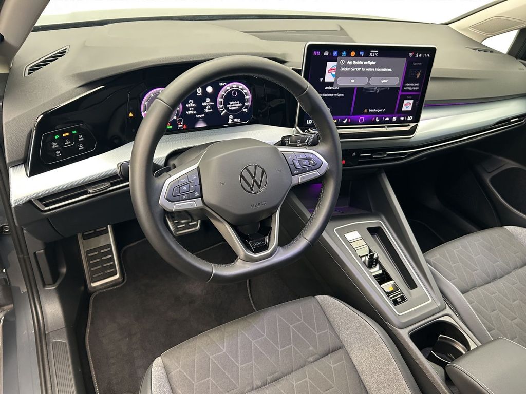 Volkswagen Golf 2025 г. Серый, пробег 20769 км