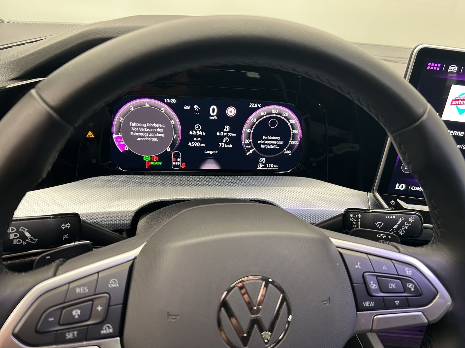 Volkswagen Golf 2025 г. Серый, пробег 20769 км