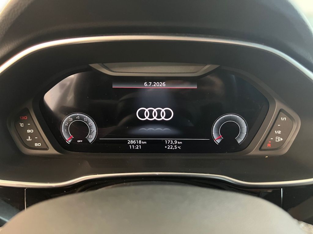 Audi Q3 2024 г. Серебристый, пробег 28611 км