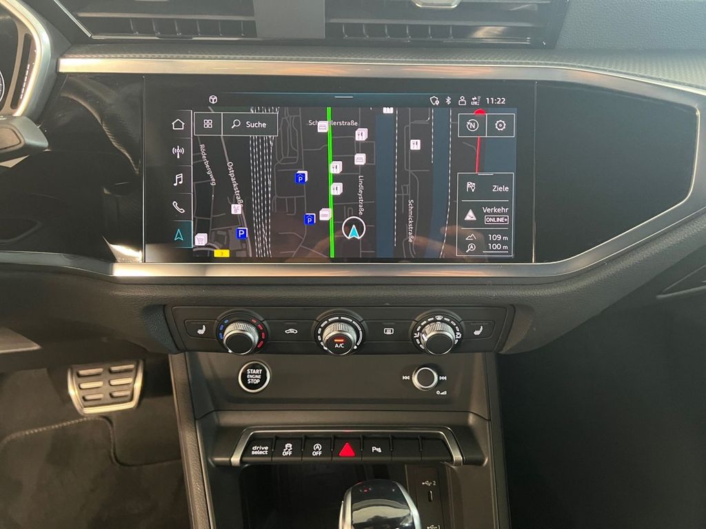 Audi Q3 2024 г. Серебристый, пробег 28611 км