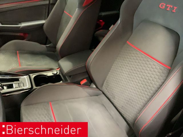 Volkswagen Golf 2024 г. Серый, пробег 24249 км