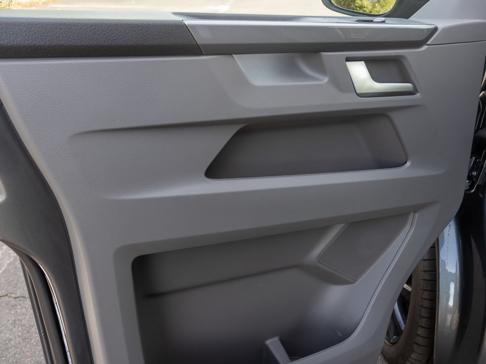 Volkswagen T6 CALIFORNIA 2024 г. Серый, пробег 21890 км