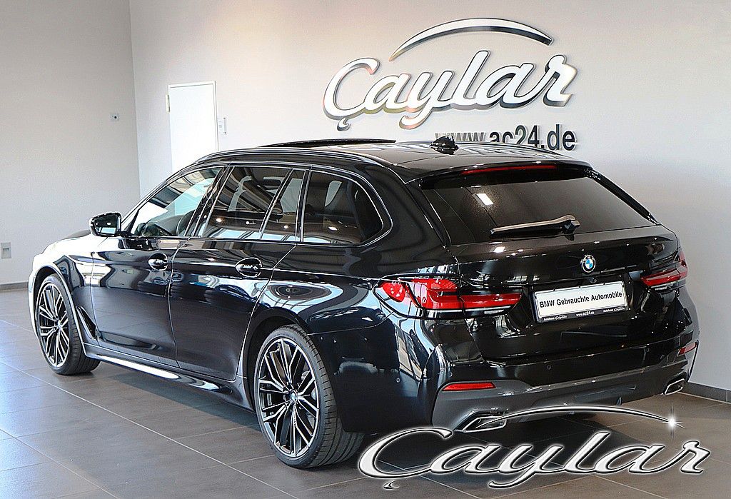 BMW 540 2022 г. Чёрный, пробег 54472 км