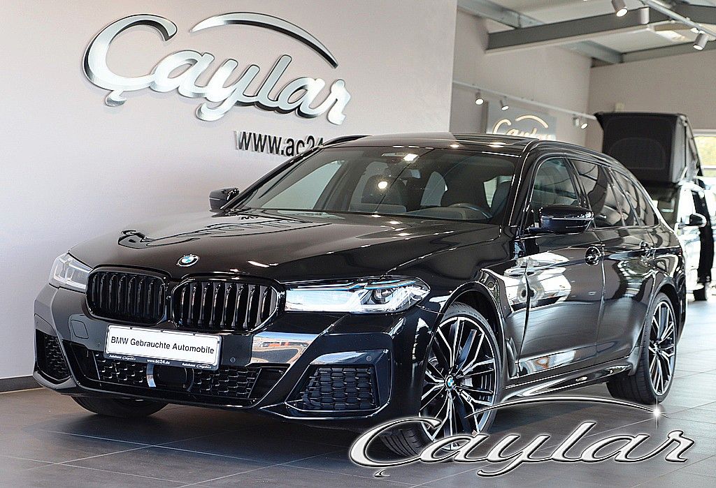 BMW 540 2022 г. Чёрный, пробег 54472 км