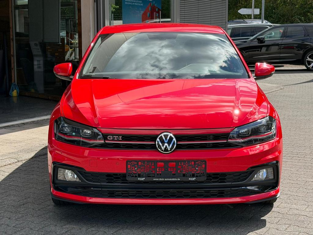 Volkswagen Polo 2021 г. Красный, пробег 38650 км