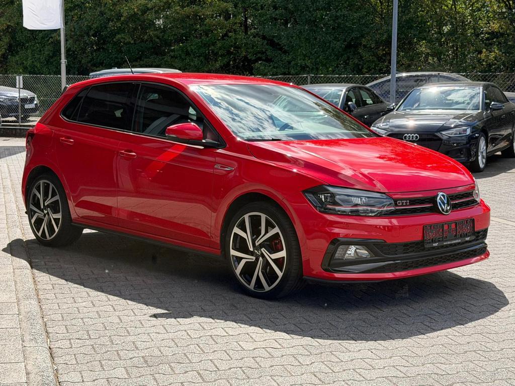 Volkswagen Polo 2021 г. Красный, пробег 38650 км