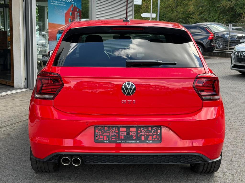 Volkswagen Polo 2021 г. Красный, пробег 38650 км