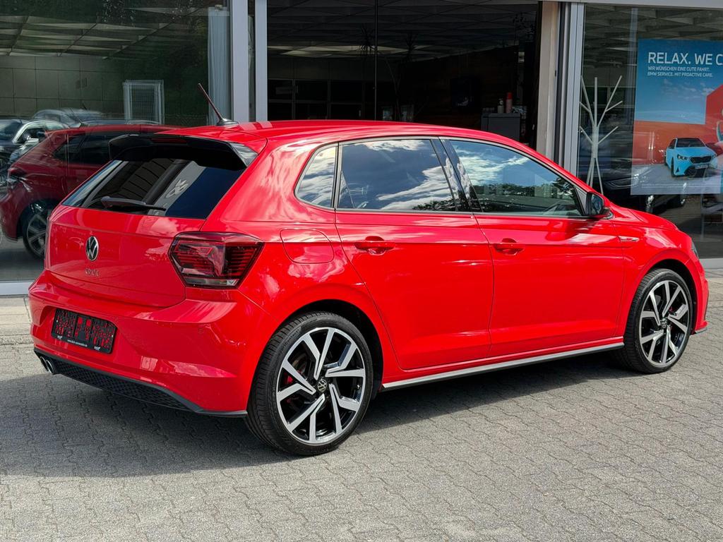 Volkswagen Polo 2021 г. Красный, пробег 38650 км