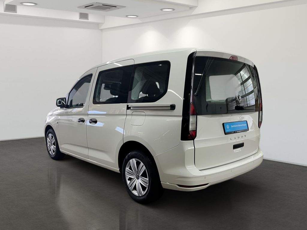 Volkswagen Caddy 2021 г. Белый, пробег 47880 км