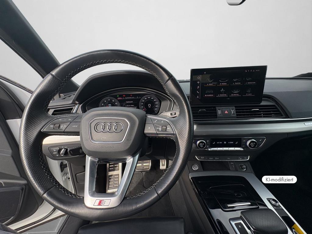 Audi Q5 2023 г. Белый, пробег 34500 км