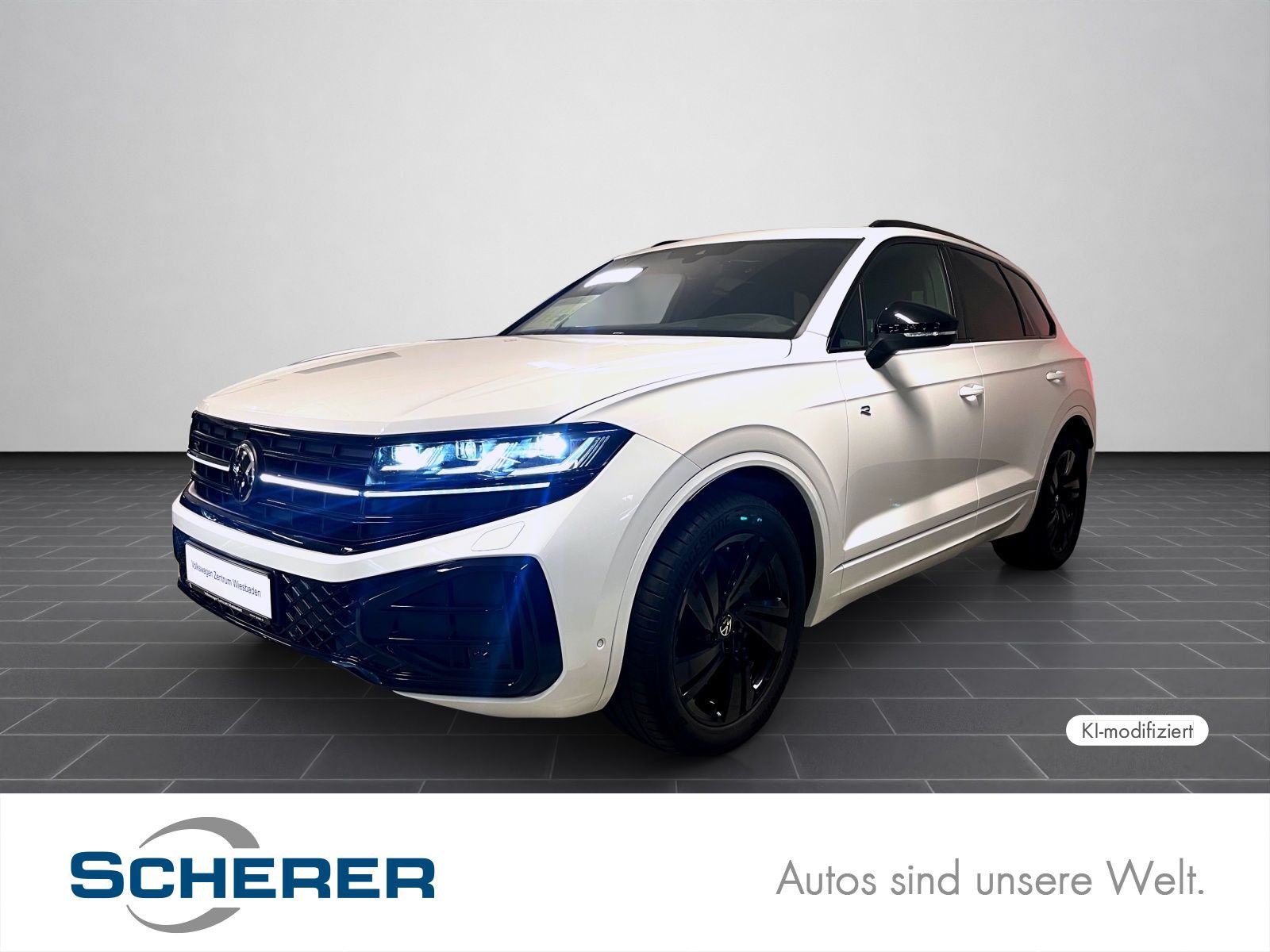 Volkswagen Touareg 2025 г. Белый, пробег 27927 км