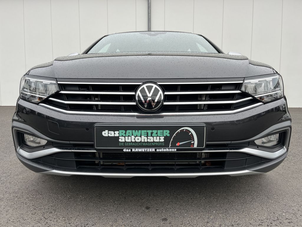 Volkswagen PASSAT ALLTRACK 2023 г. Серый, пробег 45382 км