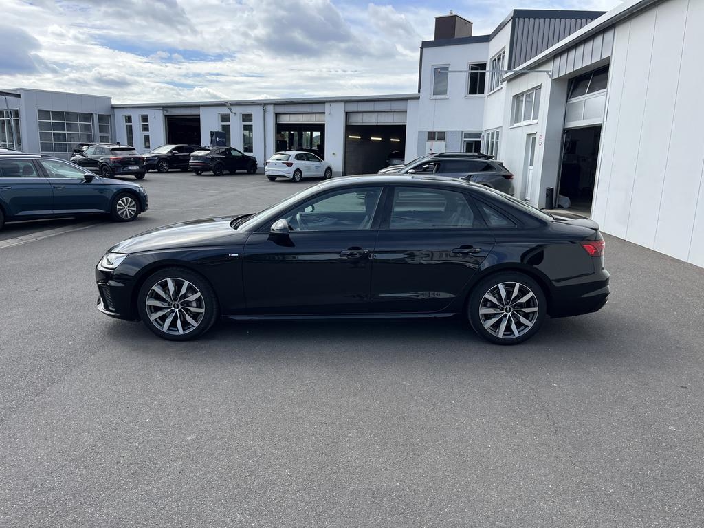 Audi A4 2023 г. Чёрный, пробег 57244 км