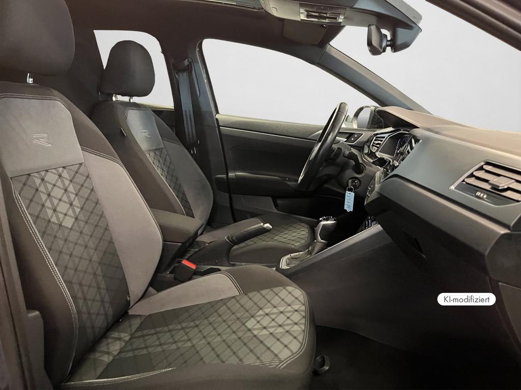 Volkswagen Taigo 2023 г. Серый, пробег 29284 км