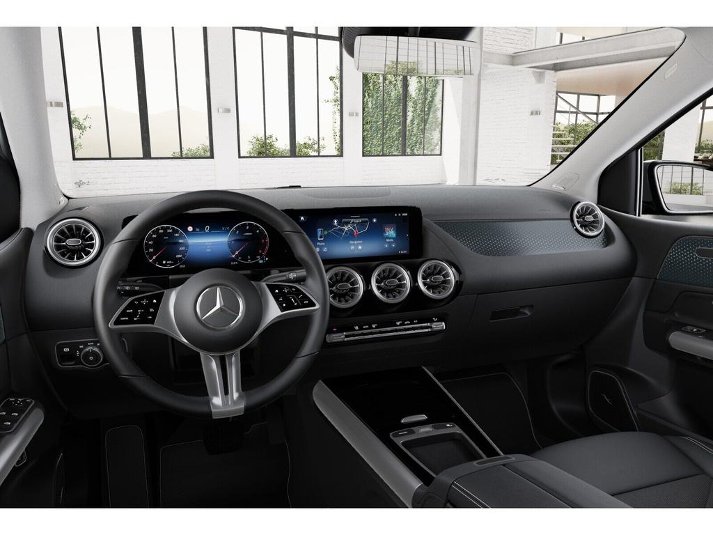 Mercedes-Benz B 200 2023 г. Чёрный, пробег 55118 км