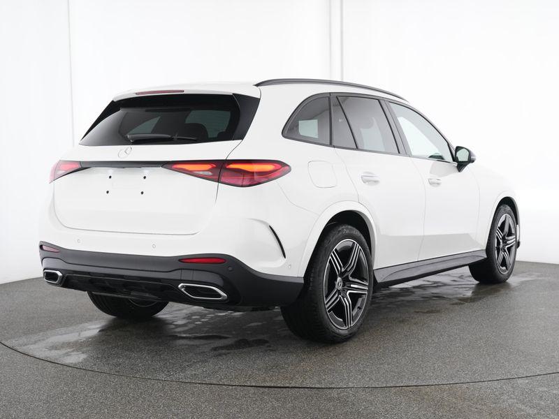 Mercedes-Benz GLC 300 2025 г. Белый, пробег 21281 км