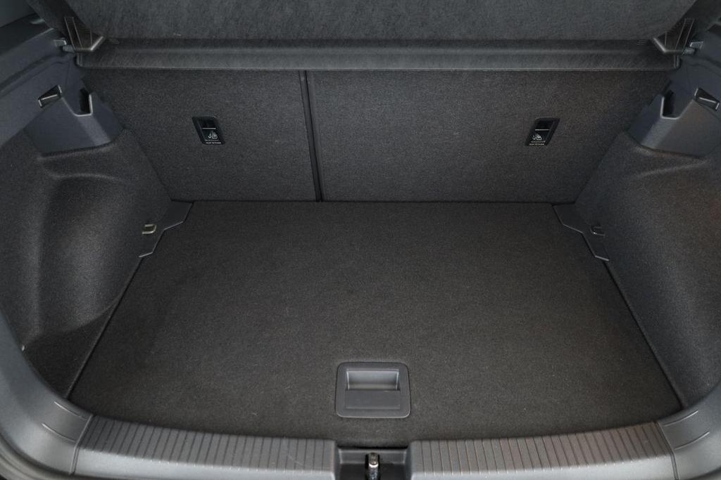Volkswagen T-Cross 2024 г. Чёрный, пробег 38100 км
