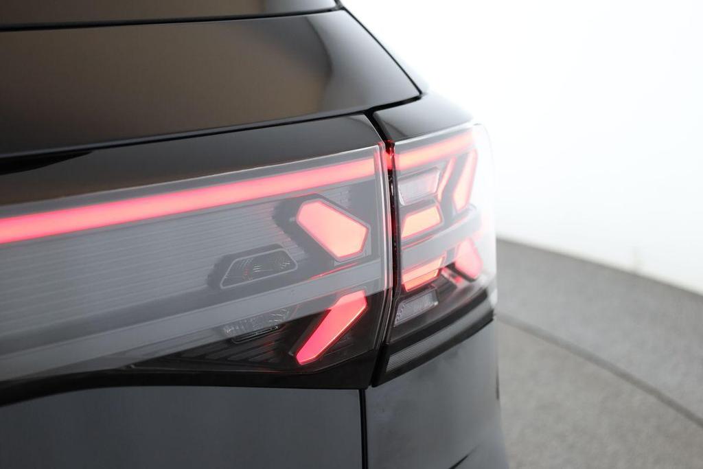 Volkswagen T-Cross 2024 г. Чёрный, пробег 38100 км
