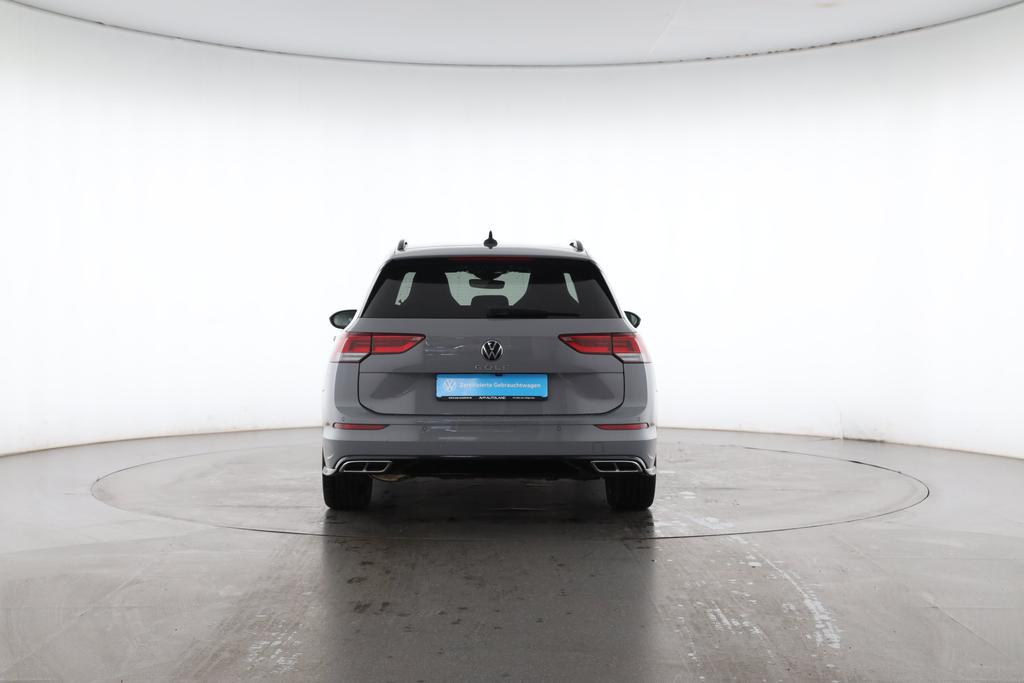 Volkswagen Golf 2023 г. Серый, пробег 32716 км