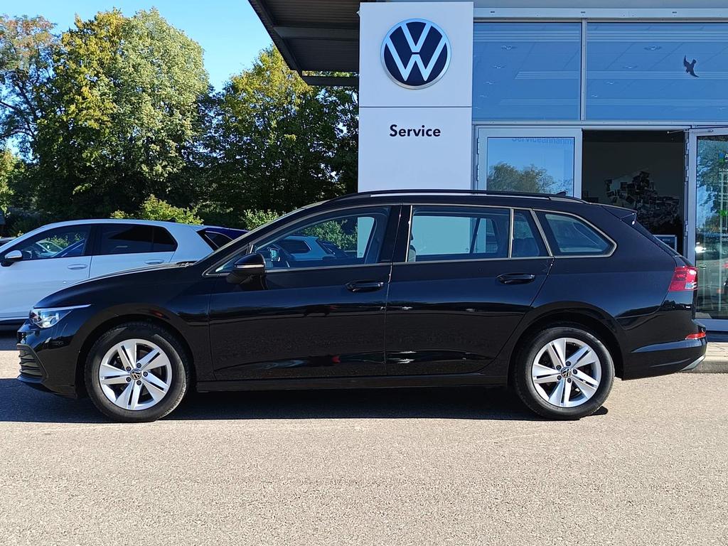 Volkswagen Golf 2023 г. Чёрный, пробег 39480 км