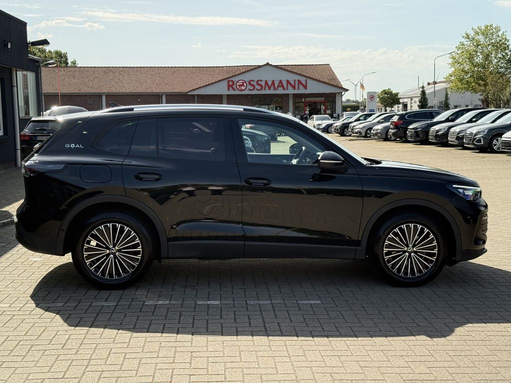 Volkswagen Tiguan 2025 г. Чёрный, пробег 25514 км