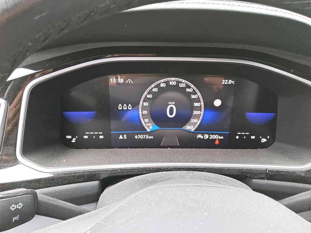 Volkswagen T-Roc 2022 г. Серый, пробег 47073 км