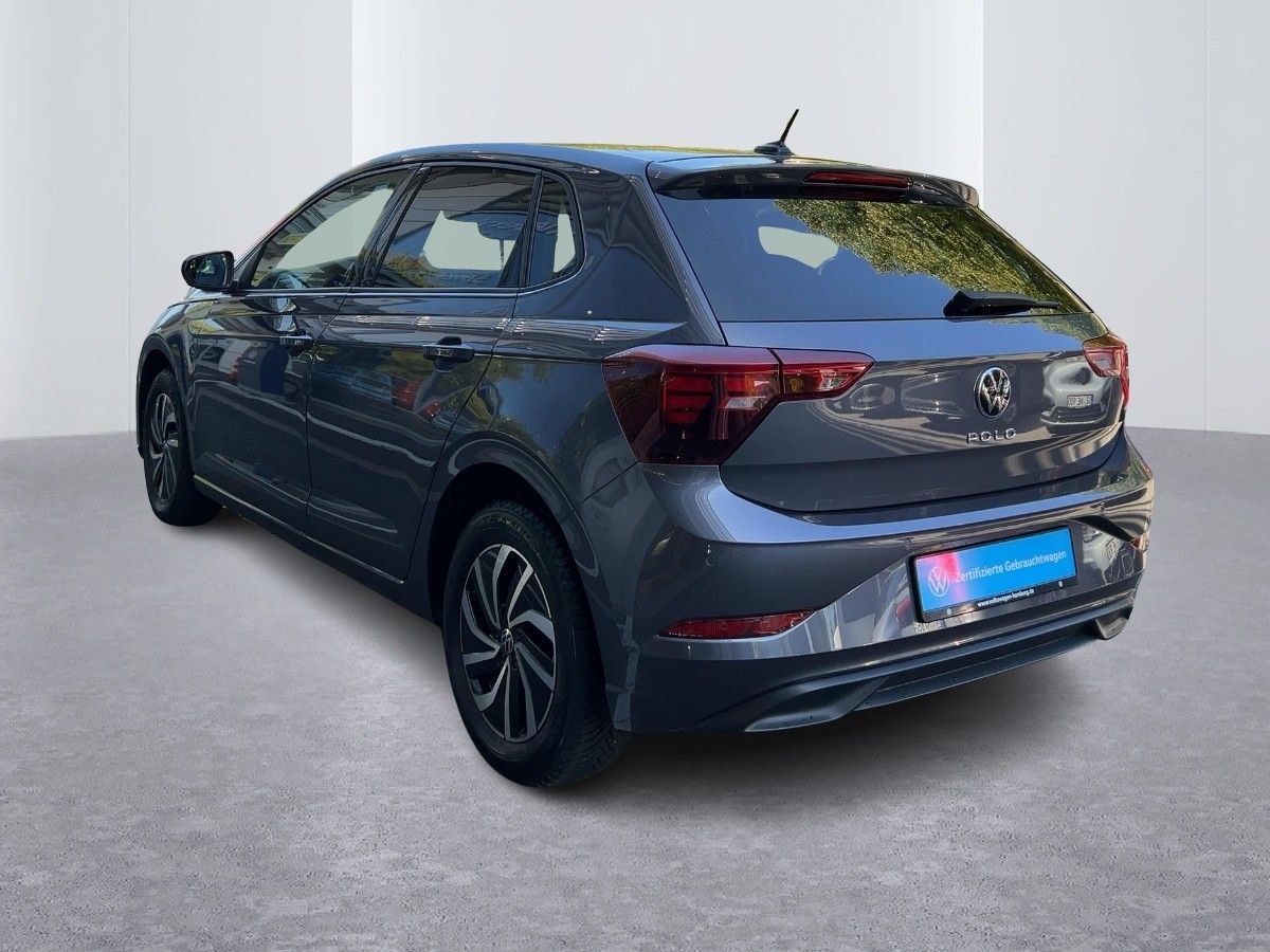 Volkswagen Polo 2022 г. Серый, пробег 30345 км