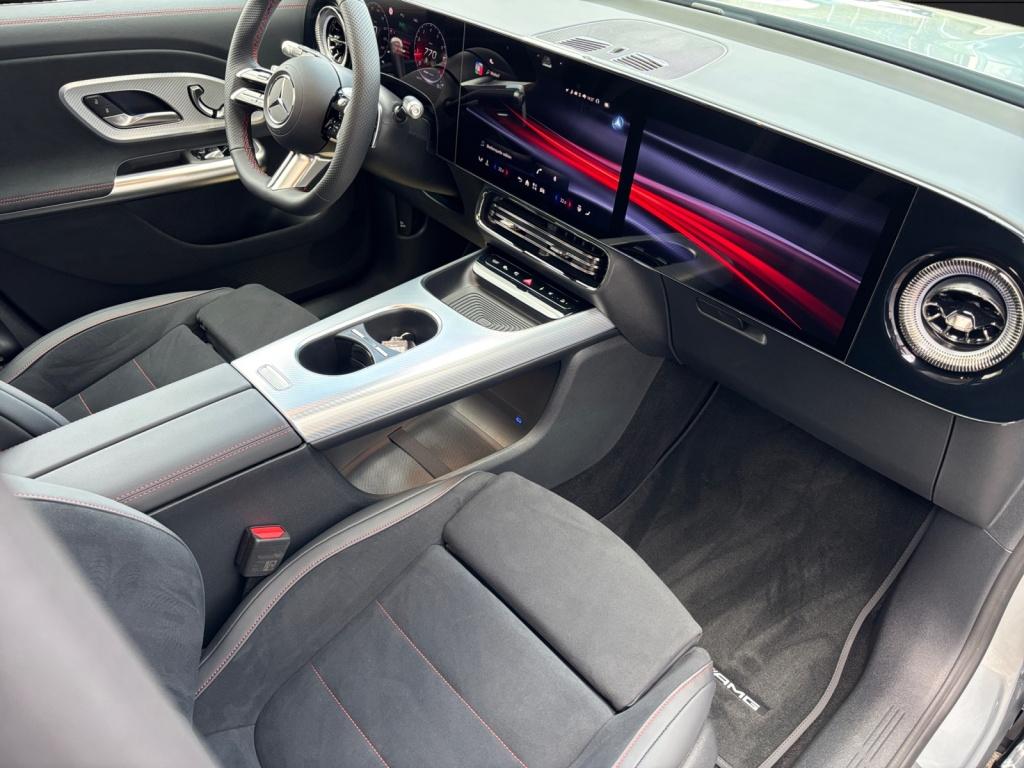 Mercedes-Benz GLB 200 2026 г. Серебристый, пробег 8000 км
